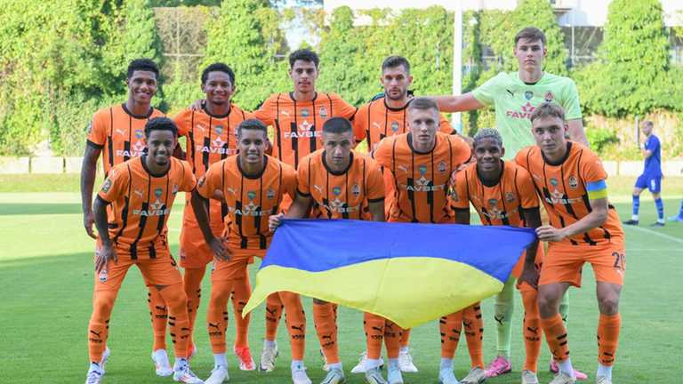 Игроки Шахтера / Фото ФК Шахтер Игроки Шахтера / Фото ФК Шахтер