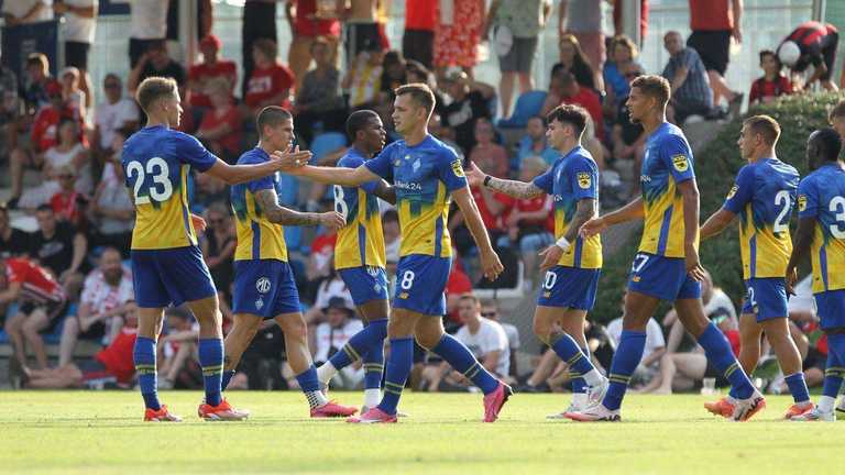 Динамо / фото ФК Динамо Київ Динамо / фото ФК Динамо Київ