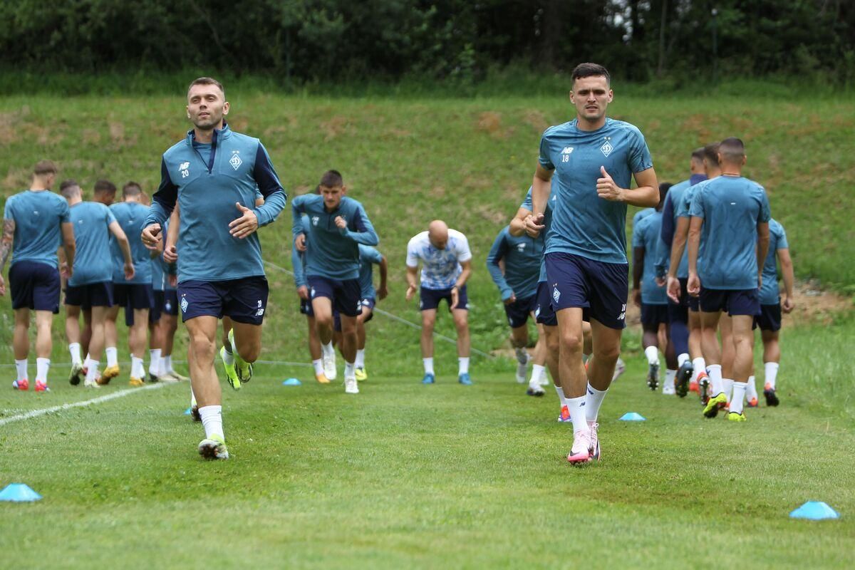 Футболисты Динамо/ Фото ФК Динамо