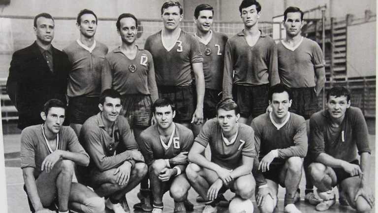 Віктор Михальчук (№7) у складі збірної / Фото з архіву Віктор Михальчук (№7) у складі збірної / Фото з архіву