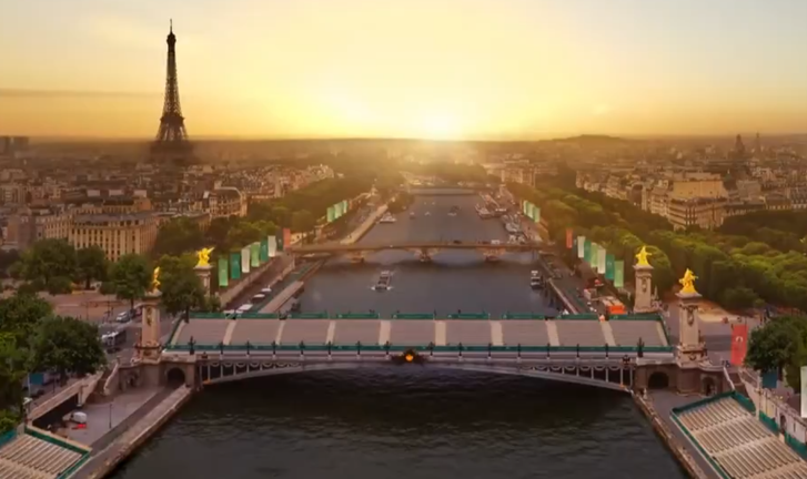 Париж / Скріншот з відео 
