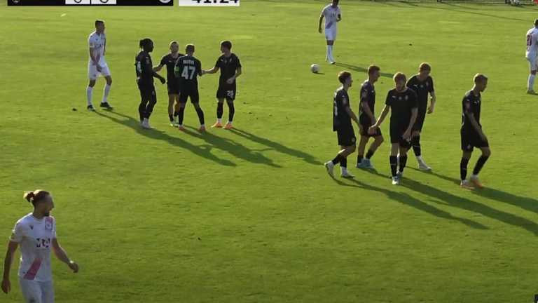 Гравці Зорі святкують гол / Скріншот з трансляції Гравці Зорі святкують гол / Скріншот з трансляції