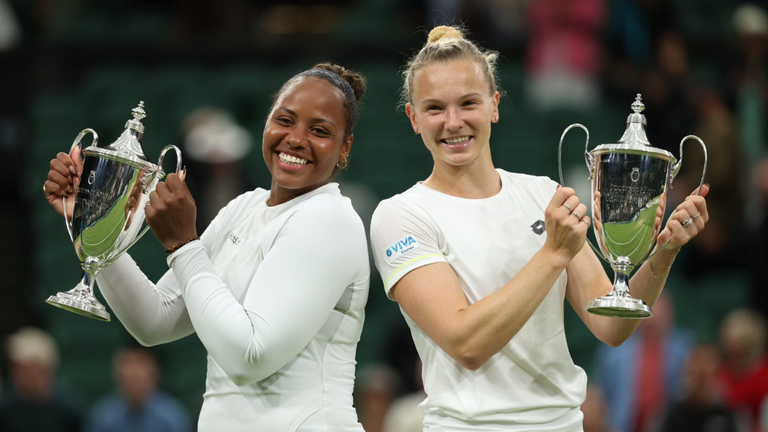 Катерина Синякова та Тейлор Таунсенд / Фото x.com/Wimbledon Катерина Синякова та Тейлор Таунсенд / Фото x.com/Wimbledon