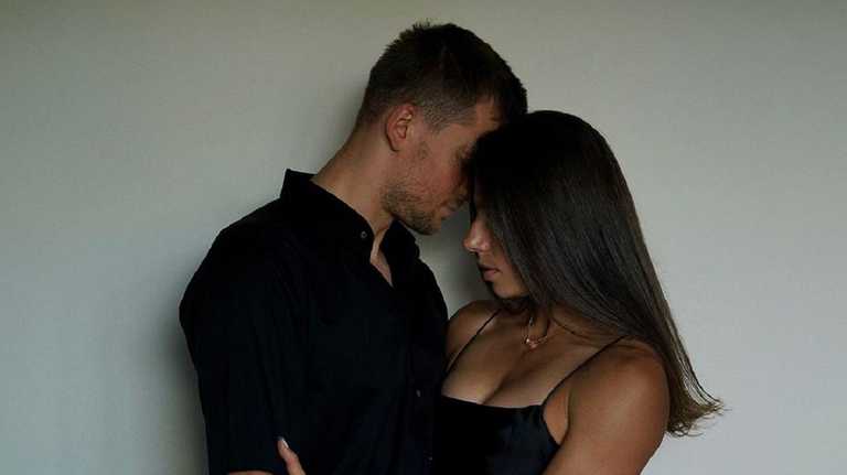 Бех-Романчук з чоловіком / Фото instagram.com/marynabekh Бех-Романчук з чоловіком / Фото instagram.com/marynabekh