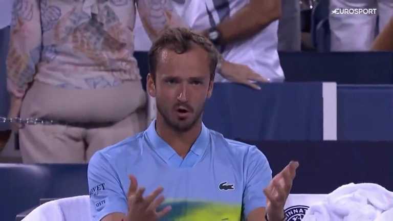 Даниил Медведев / скриншот из видео Даниил Медведев / скриншот из видео