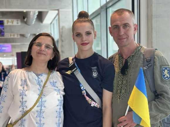 Мария Высочанская с родителями / Фото НОК Украины Мария Высочанская с родителями / Фото НОК Украины