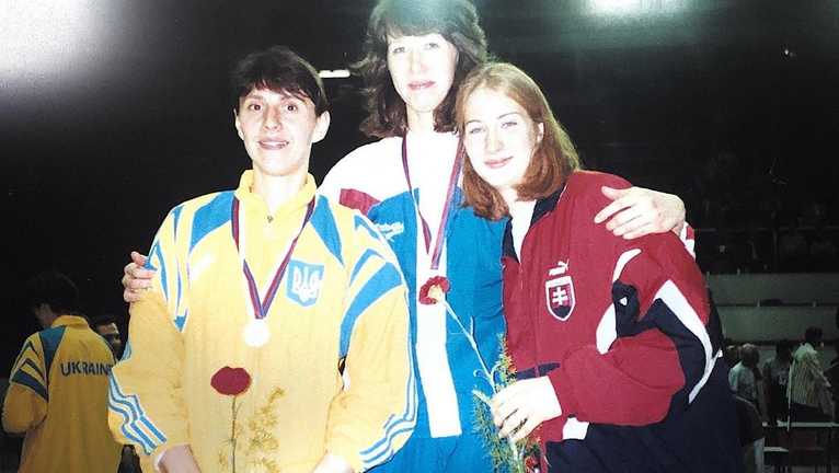 Олена Жирко (ліворуч) / Фото з архіву героїні інтерв'ю Олена Жирко (ліворуч) / Фото з архіву героїні інтерв'ю