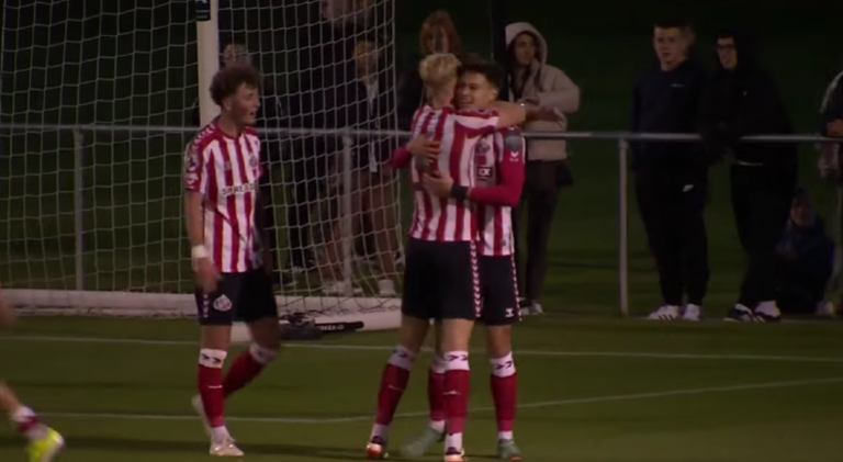 Тимур Тутєров (праворуч) / Скріншот з відео Тимур Тутєров (праворуч) / Скріншот з відео