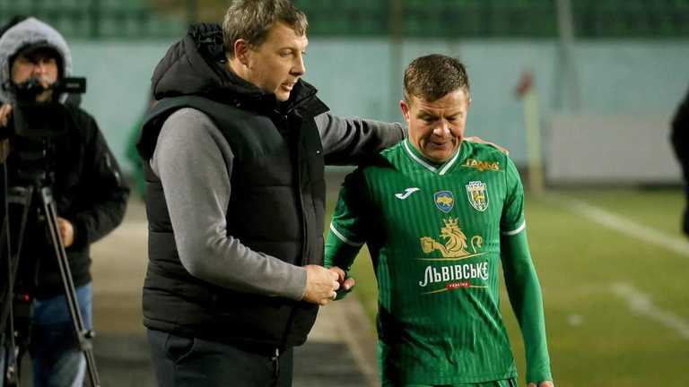 Андрей Тлумак и Денис Кожанов / Фото ФК Карпаты Андрей Тлумак и Денис Кожанов / Фото ФК Карпаты