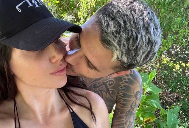 Ванда Нара и Икарди / фото из Instagram Ванды Нары Ванда Нара и Икарди / фото из Instagram Ванды Нары