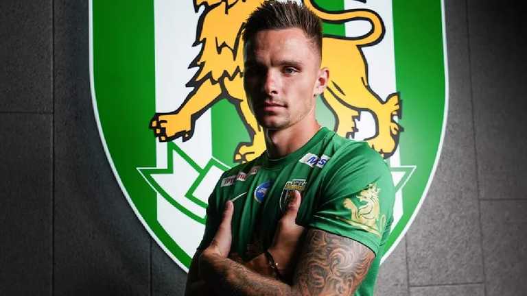 Денис Устименко / ФК Карпаты Денис Устименко / ФК Карпаты