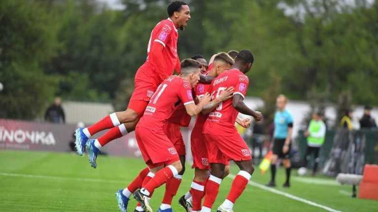 Игроки Кривбасса / Фото запорожского клуба Игроки Кривбасса / Фото запорожского клуба