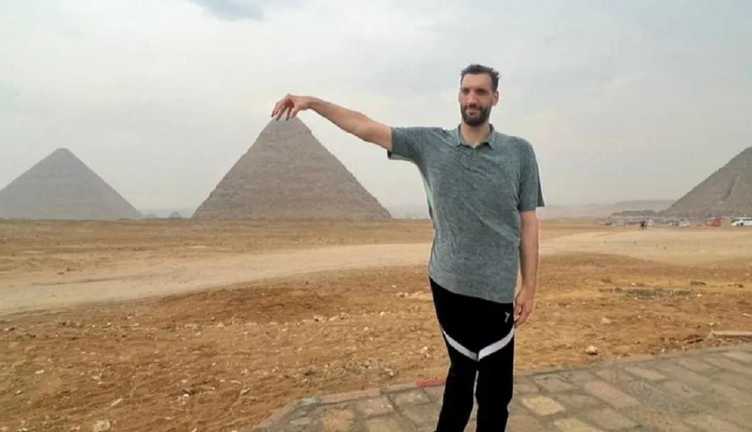 Мортеза Мехрзад / Фото instagram.com/morteza_mehrzad Мортеза Мехрзад / Фото instagram.com/morteza_mehrzad