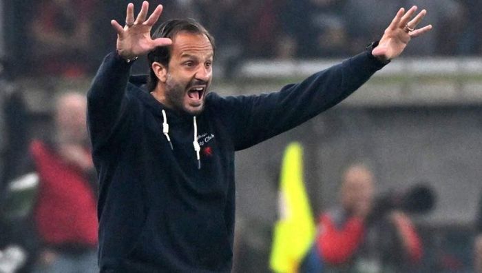 Наставник Дженоа висловився щодо травми Маліновського: "Він вже хоче повернутися в команду" Наставник Дженоа висловився щодо травми Маліновського: "Він вже хоче повернутися в команду"