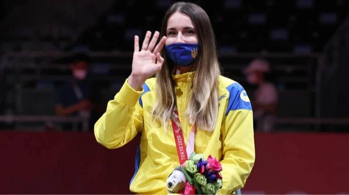 Федота-Ісаєва принесла Україні другу бронзу Паралімпіади-2024 у фехтуванні