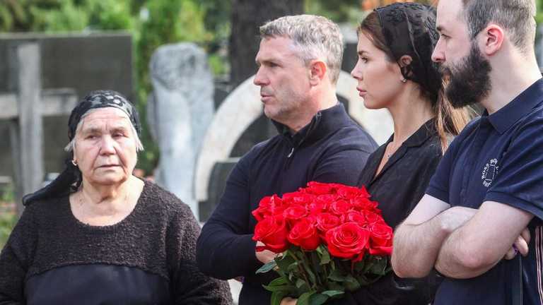 Прощание с отцом Сергея Реброва / фото ФК Динамо Киев Прощание с отцом Сергея Реброва / фото ФК Динамо Киев