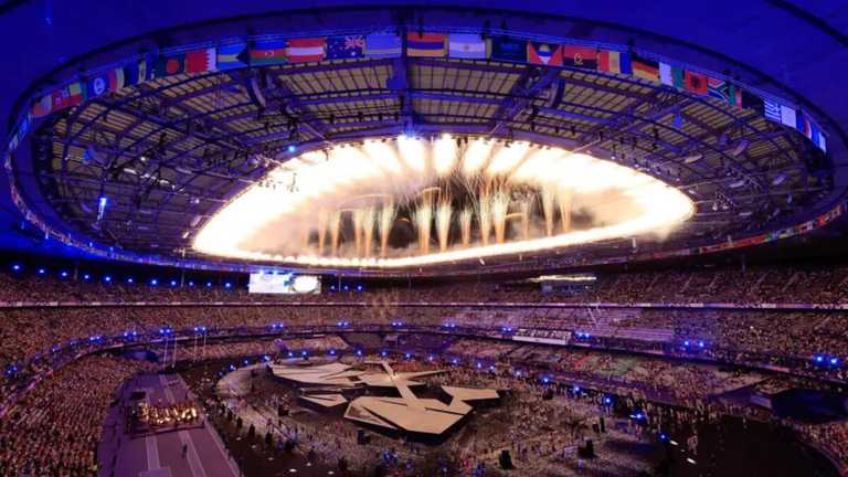 Закриття Олімпіади-2024 / фото EFE Закриття Олімпіади-2024 / фото EFE
