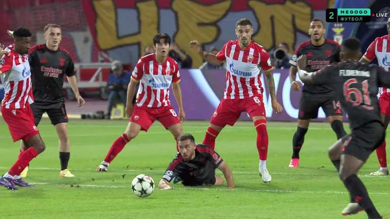 Црвена Звезда – Бенфіка / Скріншот Црвена Звезда – Бенфіка / Скріншот