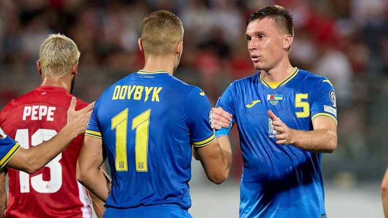Довбик і Сидорчук / Photo by Domenic Aquilina/NurPhoto via Getty Images Довбик і Сидорчук / Photo by Domenic Aquilina/NurPhoto via Getty Images