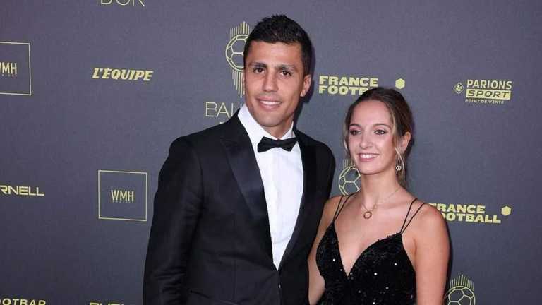 Родрі з дівчиною / Фото EFE Родрі з дівчиною / Фото EFE