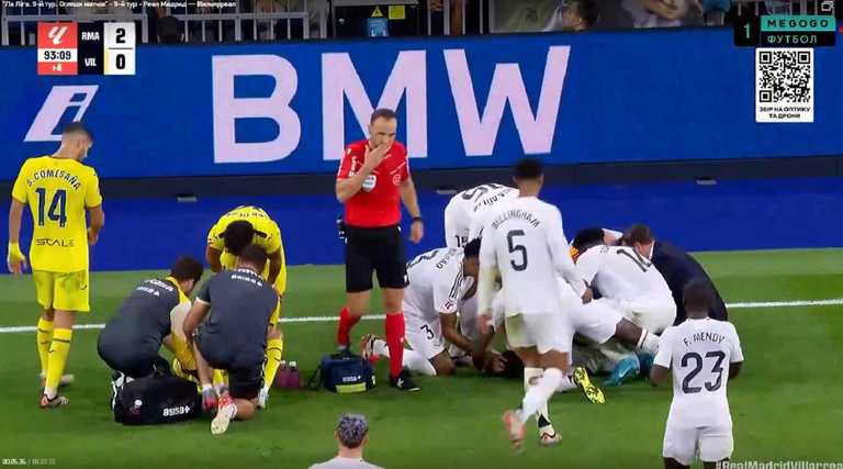 Травма Карвахаля / Скріншот з трансляції Травма Карвахаля / Скріншот з трансляції