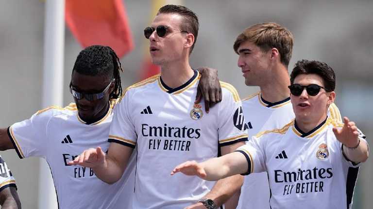 Андрей Лунин (посередине) / Photo By Oscar J. Barroso/Europa Press via Getty Images Андрей Лунин (посередине) / Photo By Oscar J. Barroso/Europa Press via Getty Images