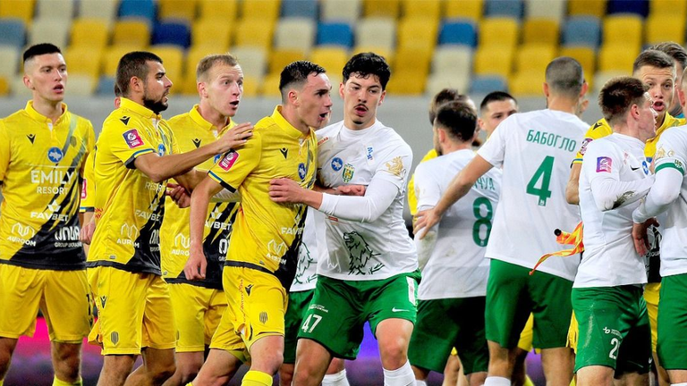 Рух - Карпаты / фото ФК Рух Рух - Карпаты / фото ФК Рух