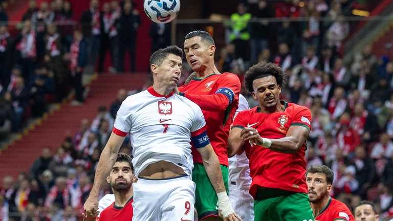 Польща – Португалія – 1:3 / Photo by Andrzej Iwanczuk/NurPhoto via Getty Images Польща – Португалія – 1:3 / Photo by Andrzej Iwanczuk/NurPhoto via Getty Images