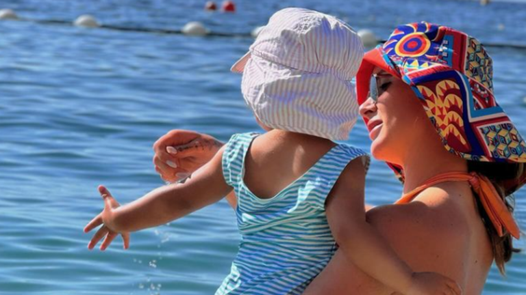 Світоліна з донькою / Фото з Instagram Світоліна з донькою / Фото з Instagram