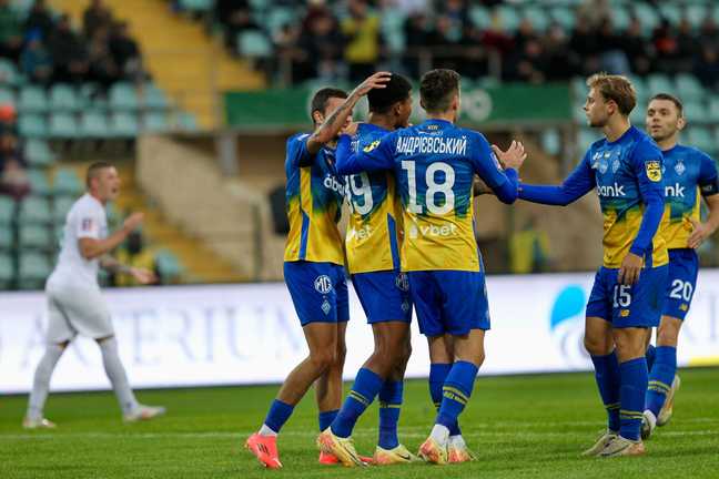 Гравці Динамо / Фото ФК Динамо Гравці Динамо / Фото ФК Динамо