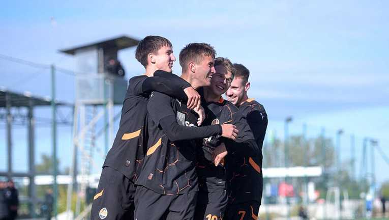 Шахтер U-19 / фото ФК Шахтер Шахтер U-19 / фото ФК Шахтер