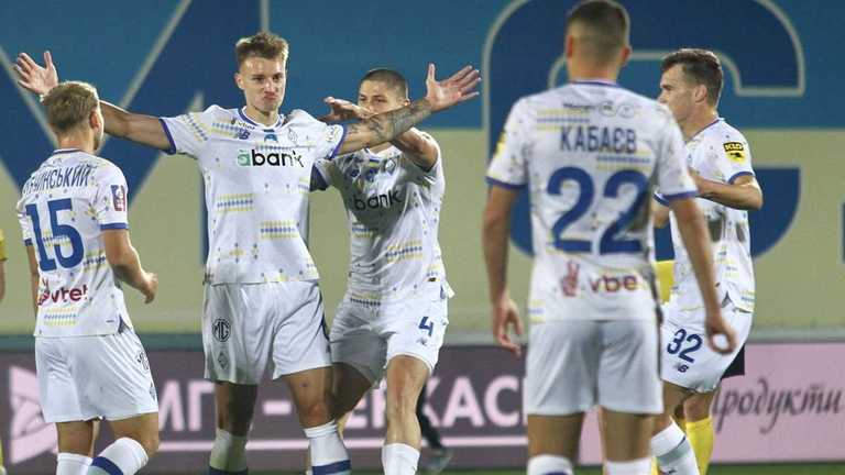 Гравці Динамо / Фото ФК Динамо Гравці Динамо / Фото ФК Динамо