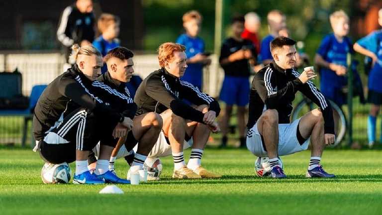 Тренировка сборной Украины / Фото Дана Балашова Тренировка сборной Украины / Фото Дана Балашова