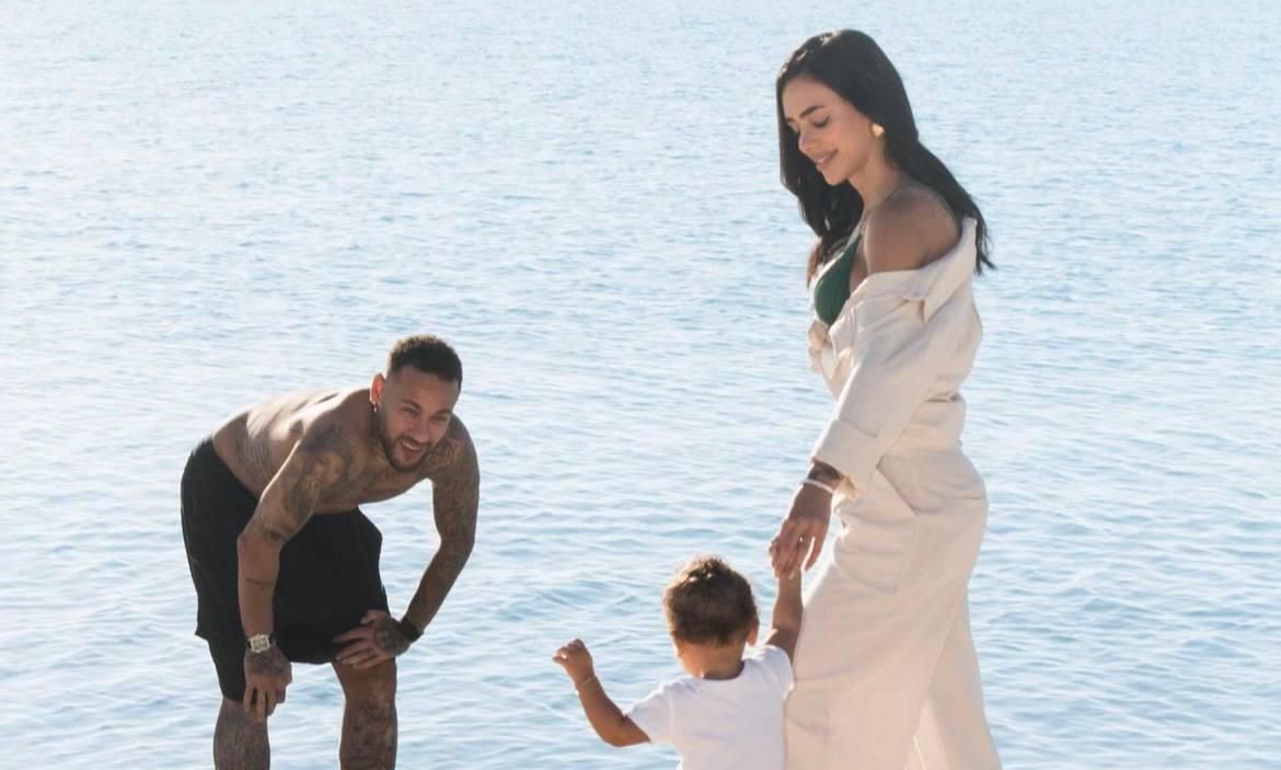 Неймар, Бруна та їхня дочка Мейві / фото з Instagram