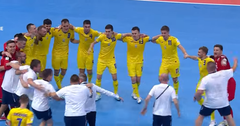 Збірна України з футзалу / Скріншот з відео Збірна України з футзалу / Скріншот з відео