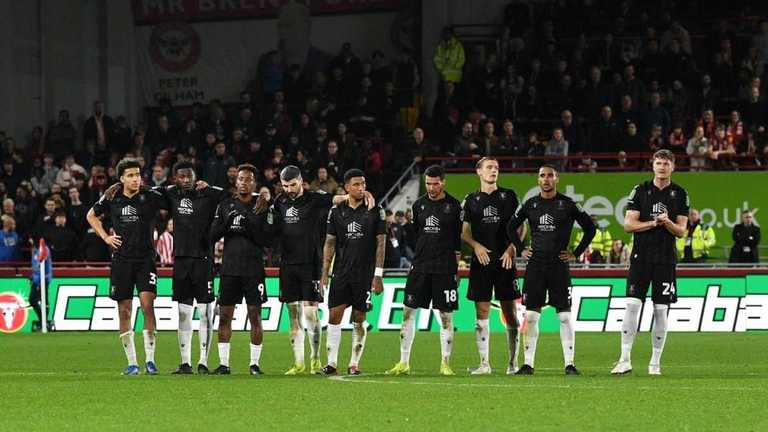 Гравці Шеффілд Венсдей / фото: ФК Шеффілд Венсдей Гравці Шеффілд Венсдей / фото: ФК Шеффілд Венсдей