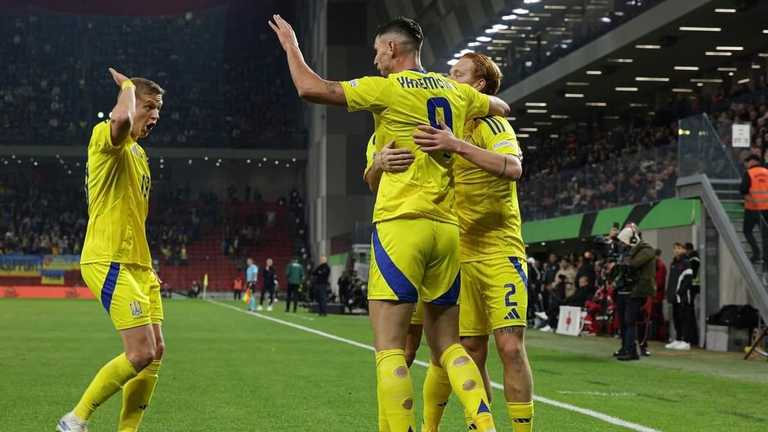 Гравці збірної / Photo by ADNAN BECI/AFP via Getty Images Гравці збірної / Photo by ADNAN BECI/AFP via Getty Images