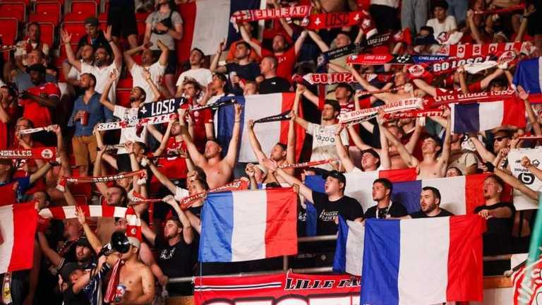 Фанаты Лилля / Victor Orgaer/Dutch Height Фанаты Лилля / Victor Orgaer/Dutch Height