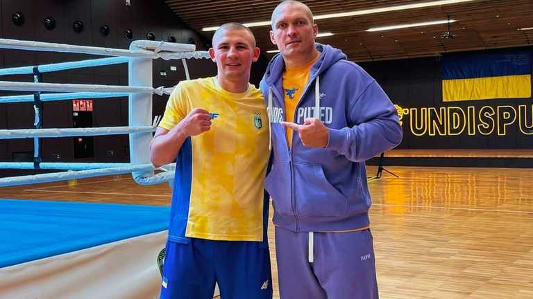 Олександр Усик та Олександр Хижняк / фото Instagram Олександр Усик та Олександр Хижняк / фото Instagram