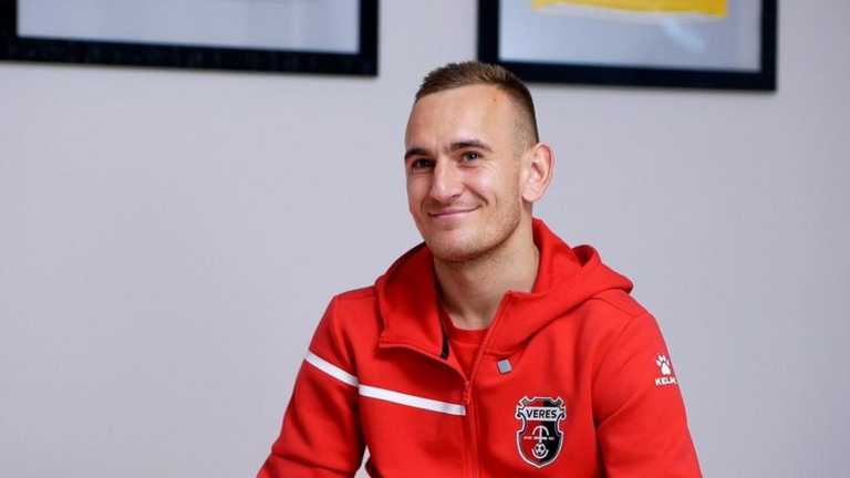 Віталій Дахновський / ФК Верес Віталій Дахновський / ФК Верес