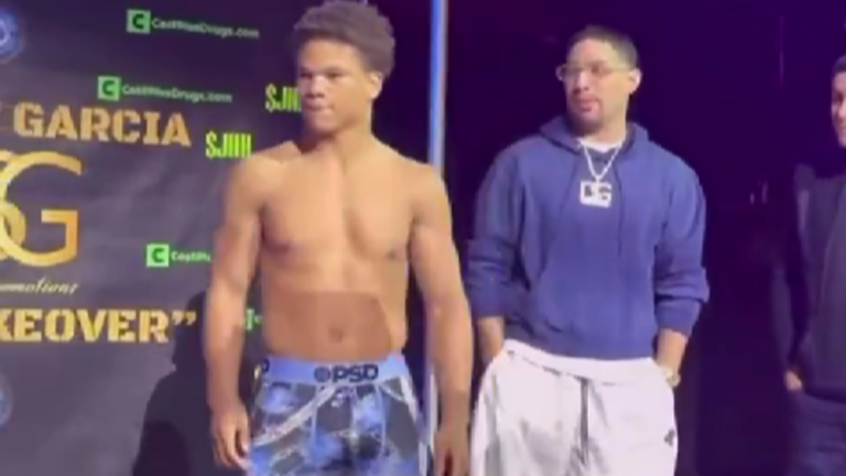 Кермел Мотон / Скріншот з відео Кермел Мотон / Скріншот з відео