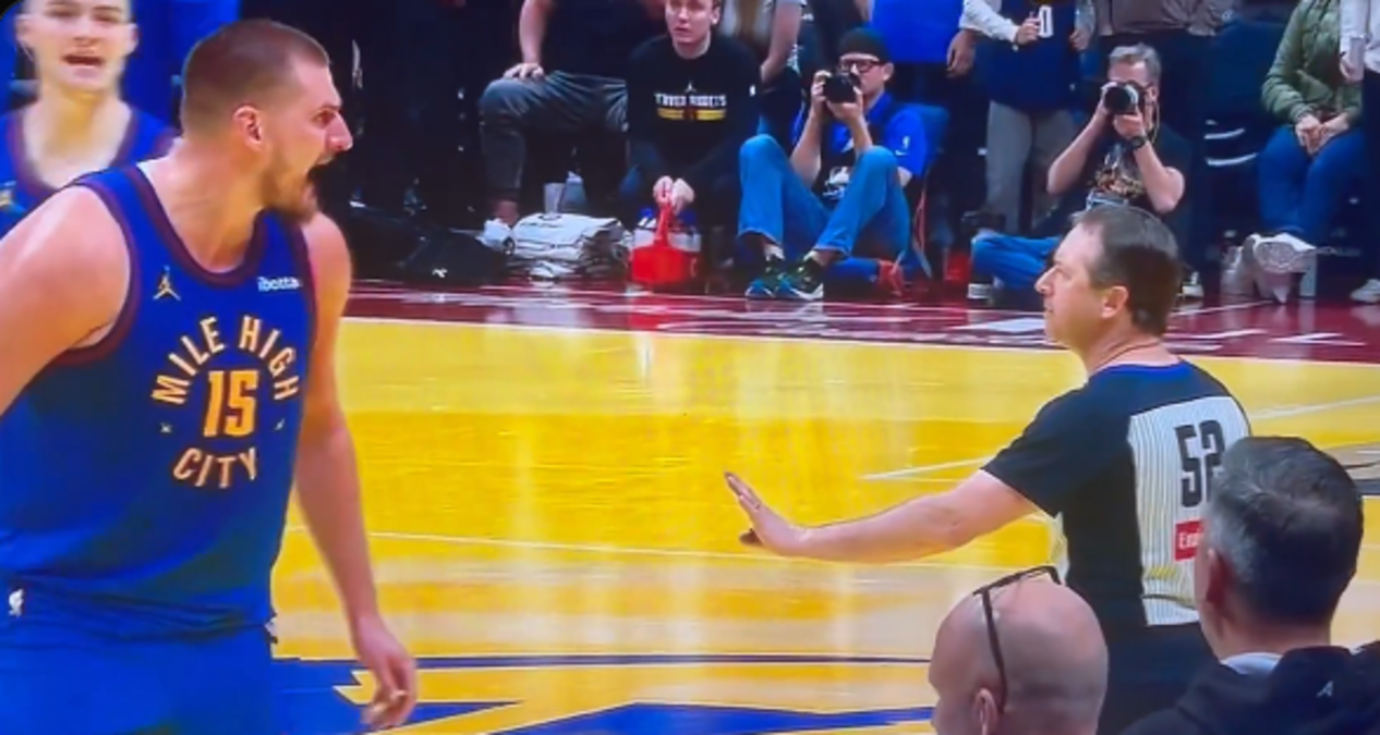 Нікола Йокіч кричить на суддю / Скріншот з відео