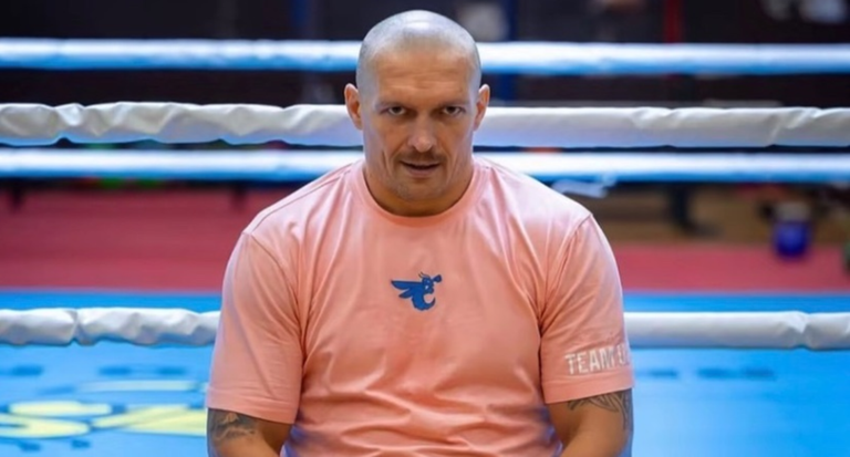 Олександр Усик / Фото з Instagram Олександр Усик / Фото з Instagram