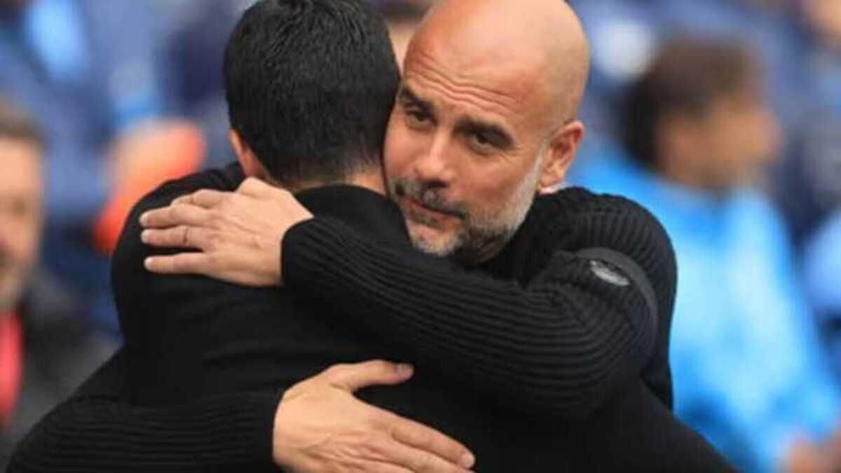 Хосеп Гвардиола и Микель Артета Пе/ фото Phil Oldham/Colorsport/Shutterstock