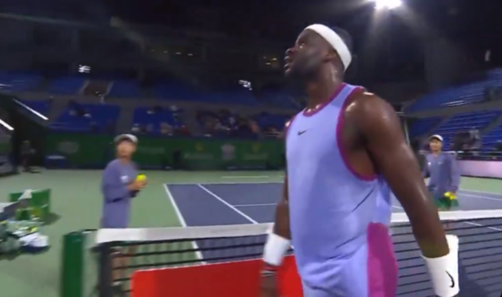 Френсіс Тіафо / Скріншот з відео Френсіс Тіафо / Скріншот з відео