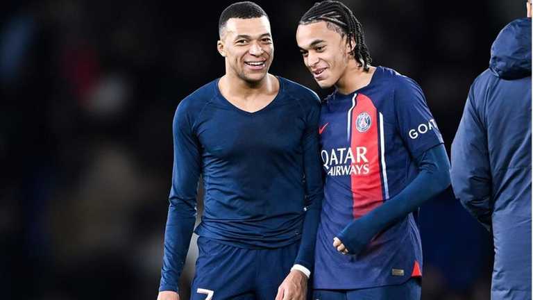 Кіліан та Ітан Мбаппе / Фото Icon sport Кіліан та Ітан Мбаппе / Фото Icon sport