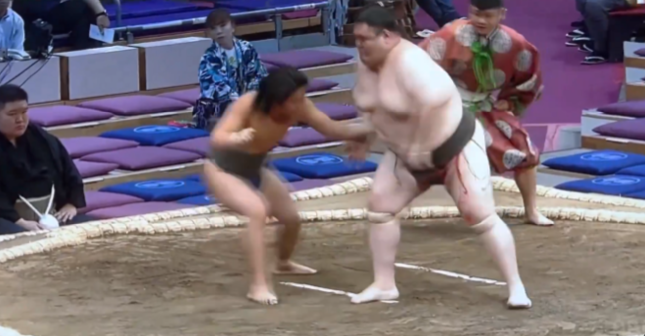 Косей проти Амідаке / Скріншот з відео