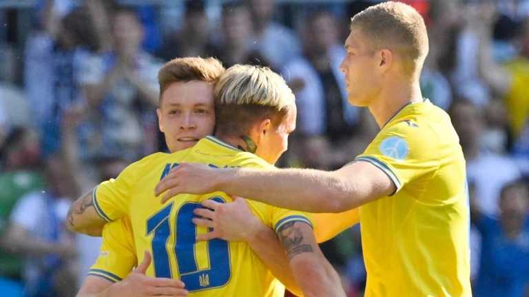 Циганков, Мудрик та Довбик / Фото УАФ Циганков, Мудрик та Довбик / Фото УАФ