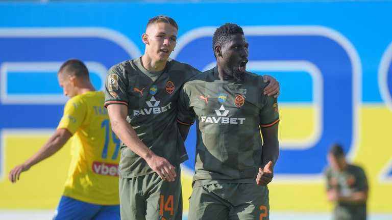 Данило Сікан і Лассіна Траоре / ФК Шахтар Данило Сікан і Лассіна Траоре / ФК Шахтар