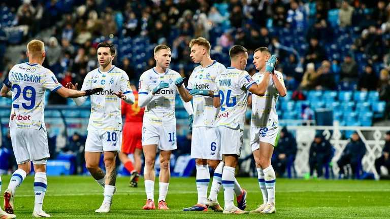 Гравці Динамо / Фото київського клубу Гравці Динамо / Фото київського клубу